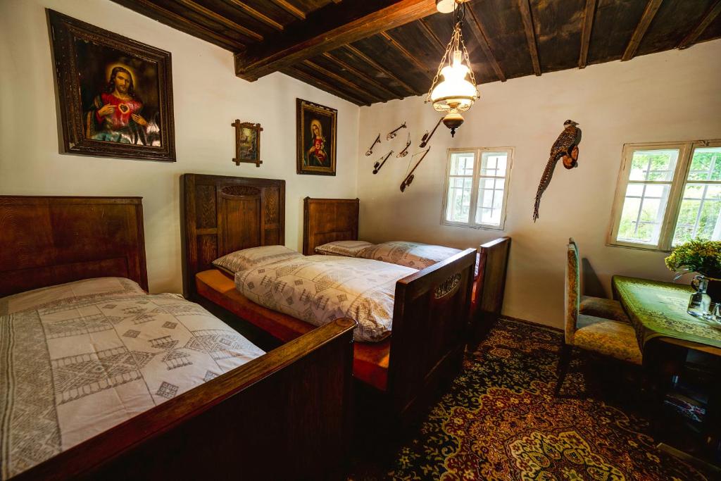 Chaloupka Prischlop room 2